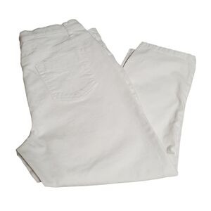 Denim Essentials Crop Jeans